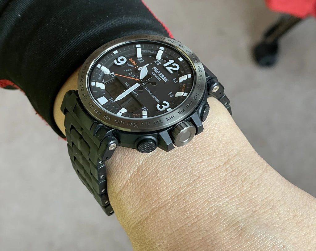 Pro Trek Solar Camping Watch PRG-650-1DR